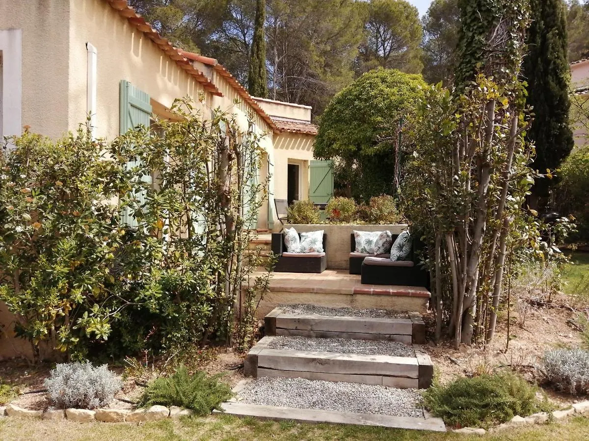 Holiday home Villa Familiale - Proche Aix En Provence Ventabren France